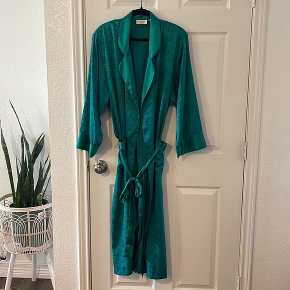 Victoria's Secret Other - Victoria's Secret Teal Satin Robe